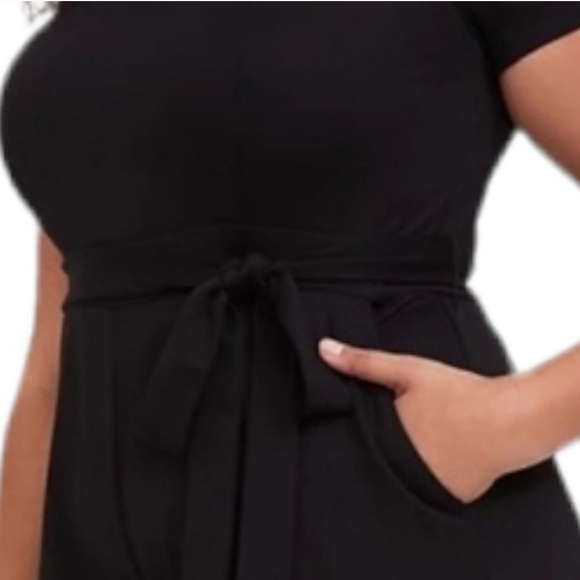 TORRID Capri Length Romper - Picture 2 of 5